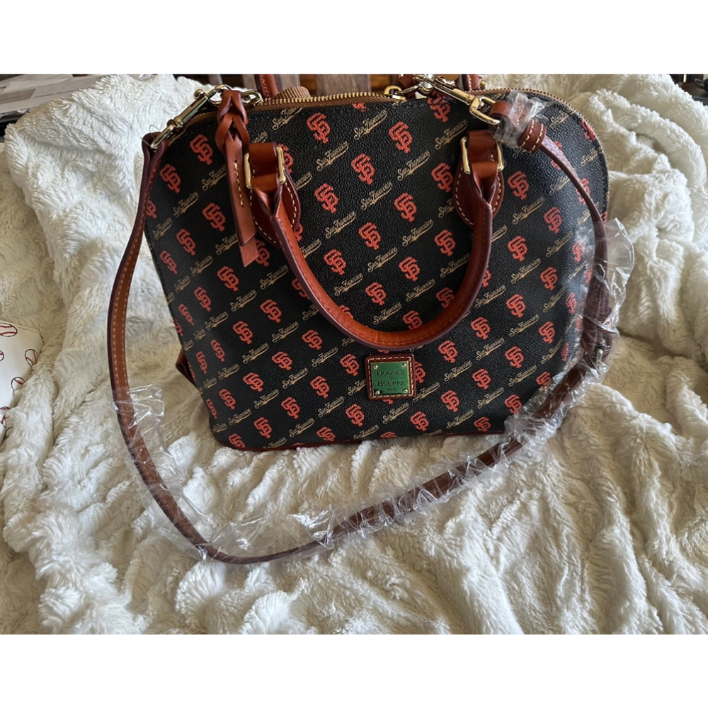 Dooney &  Bourke SF Giants purse bag logo NWT satchel straps. Black gold orange